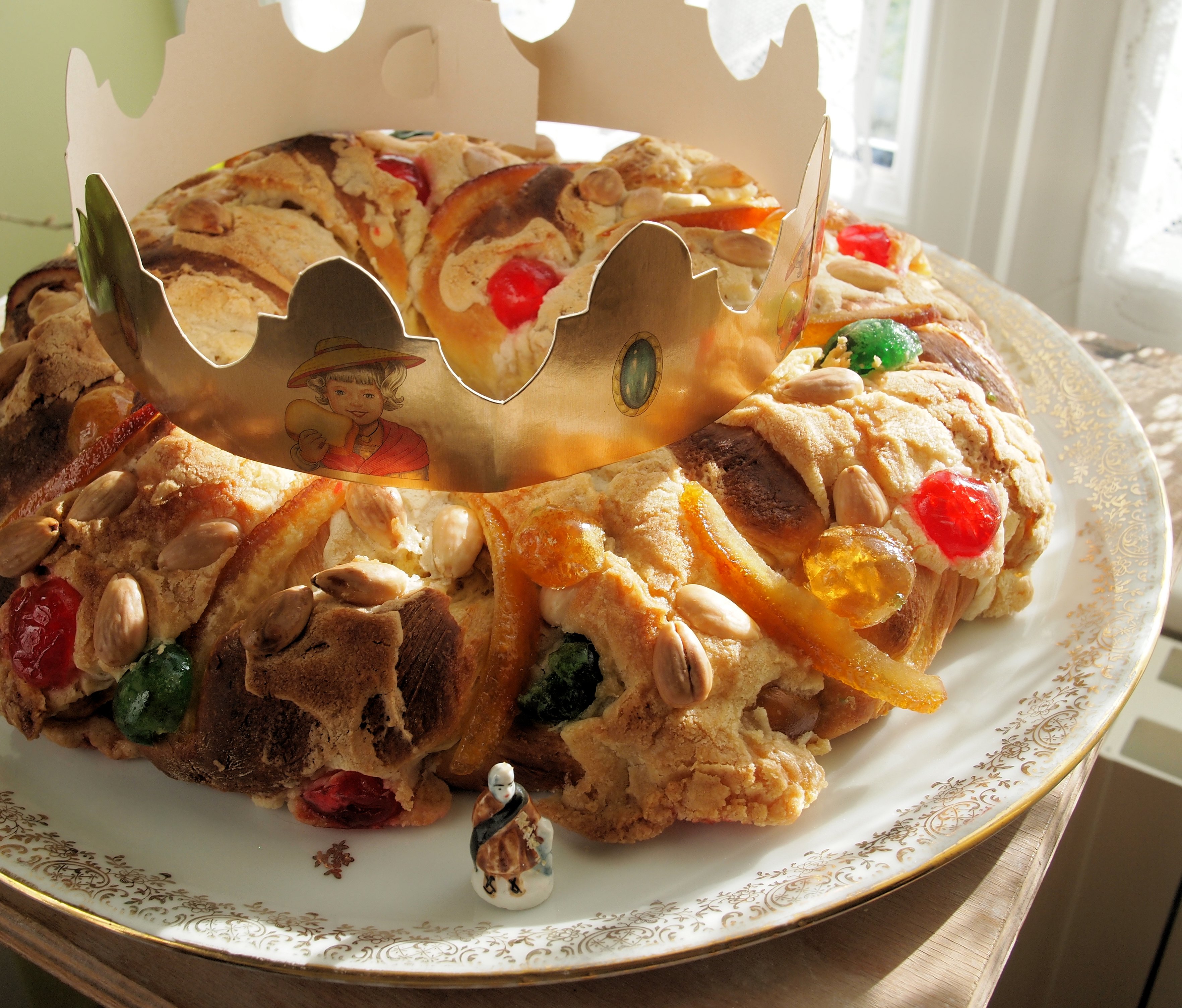Twelfth Night, Epiphany and Delicious Bread! King Cake: Rosca de Reyes ( Recipe)