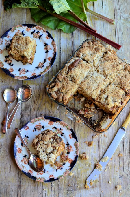 Baking Treats for Britain: Rhubarb Crumble Tray-Bake Cake