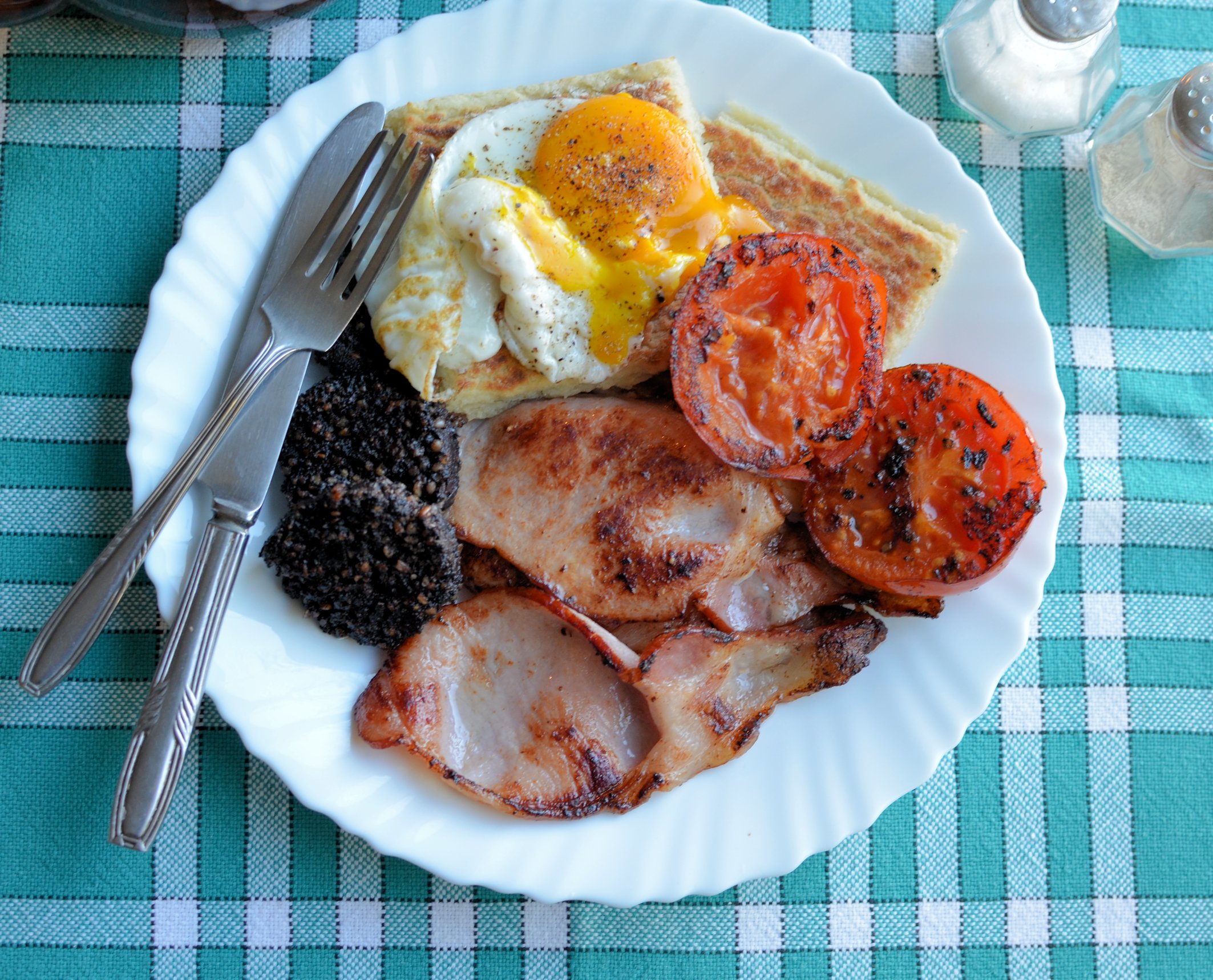 St Patrick's Day Feast: Soda Bread, Ulster Fry & Salt Beef With Champ