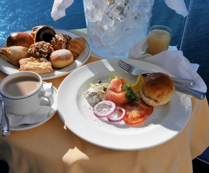 breakfast near royal yacht britannia