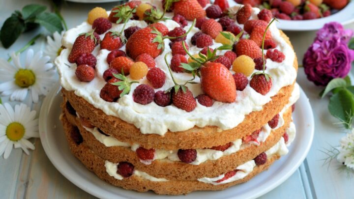 fruit whipped cream cake