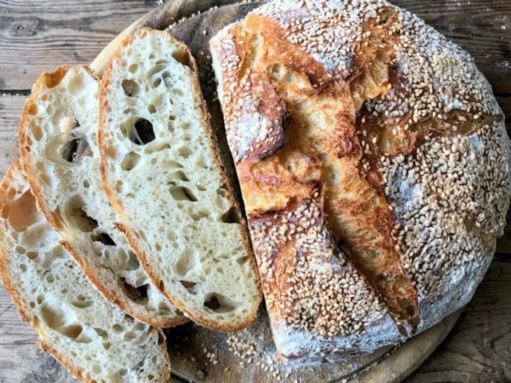 how do you make cheese bread with sourdough starter