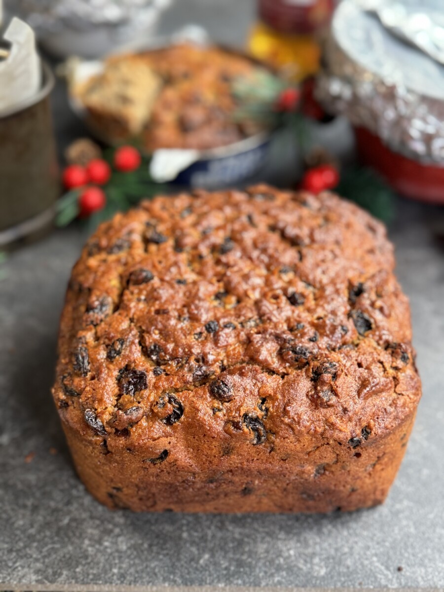 Easy Simmer and Stir Christmas Cake